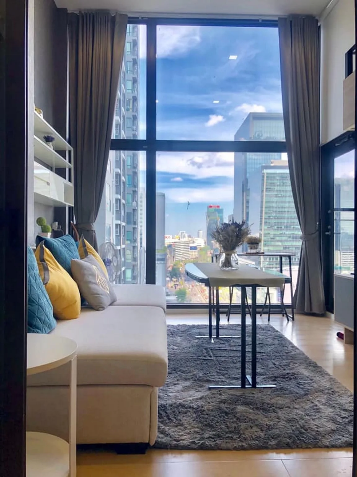 Property photos for Chewathai Residence Asoke