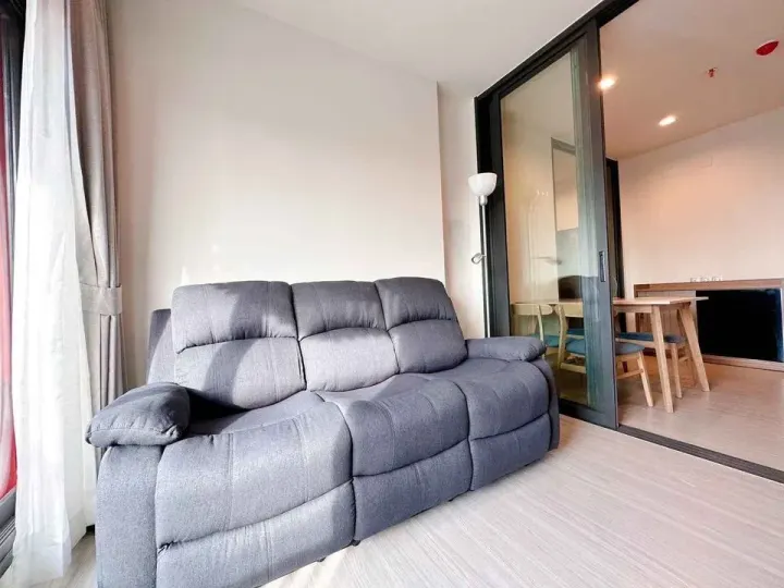 Property photos for Life Asoke Hype