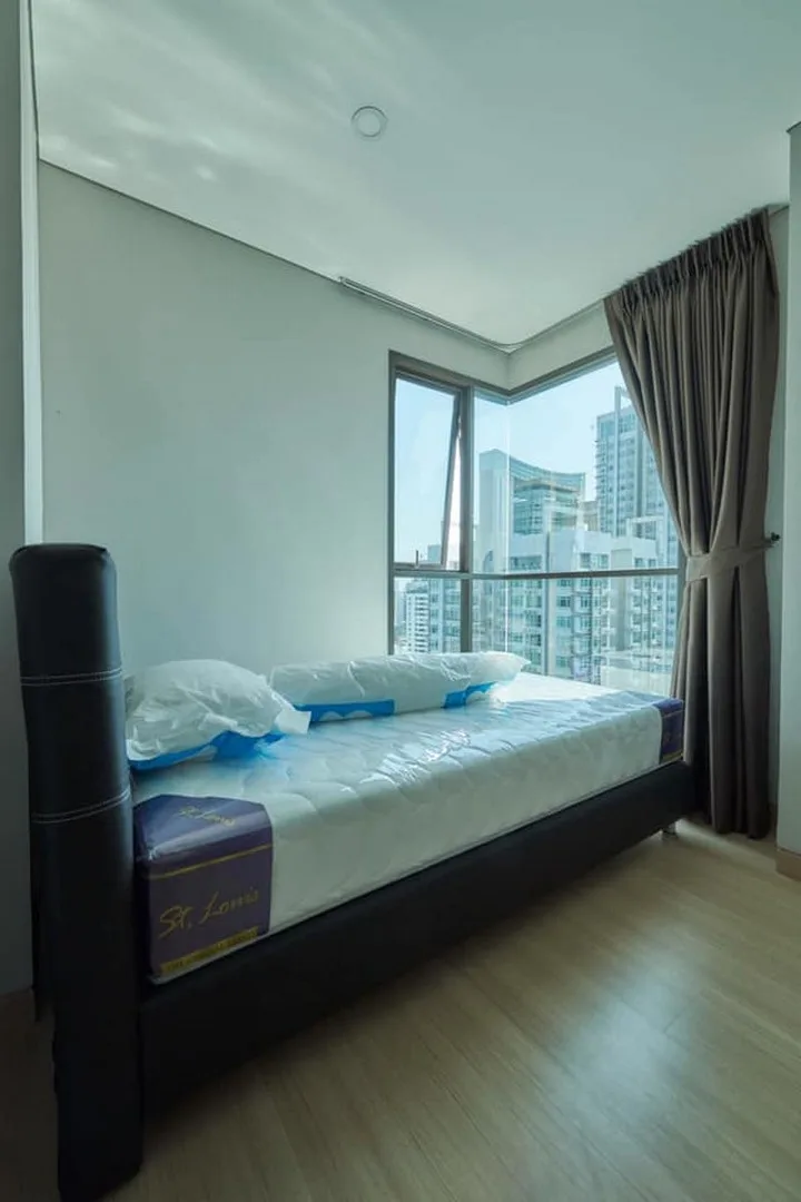 Property photos for Lumpini Suite Phetchaburi - Makkasan