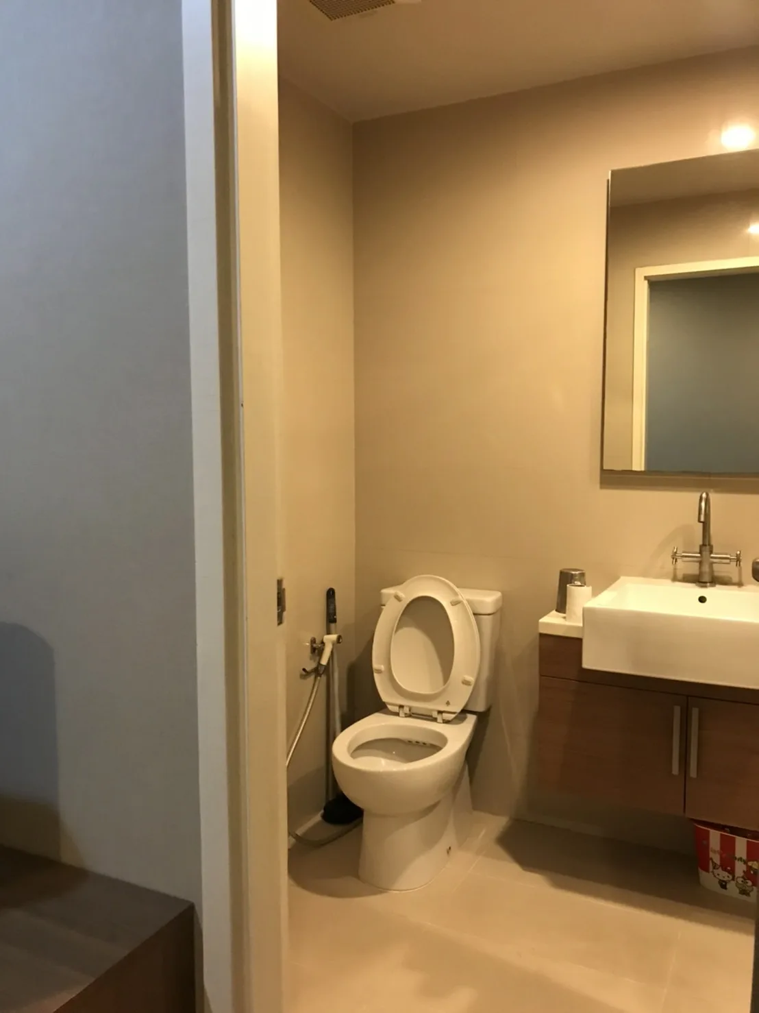 Property photos for Hive Taksin