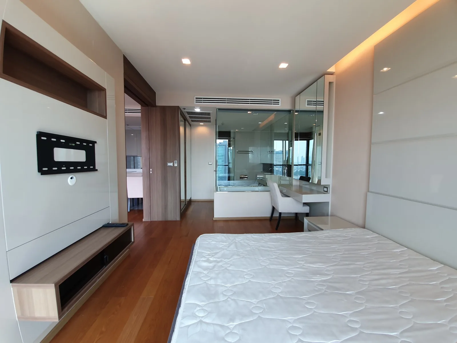 Property photos for The Address Sathorn
