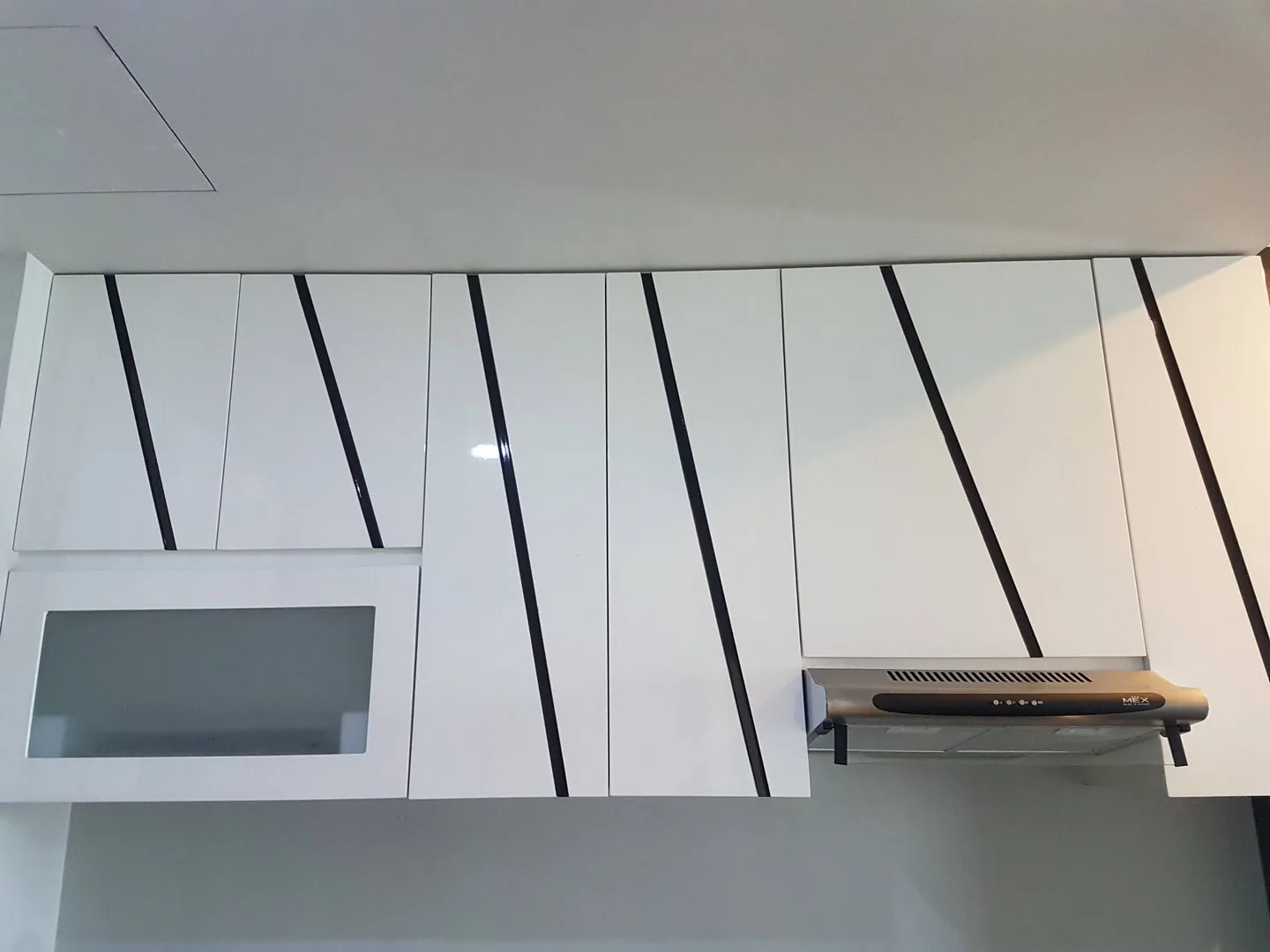 Property photos for Noble Refine