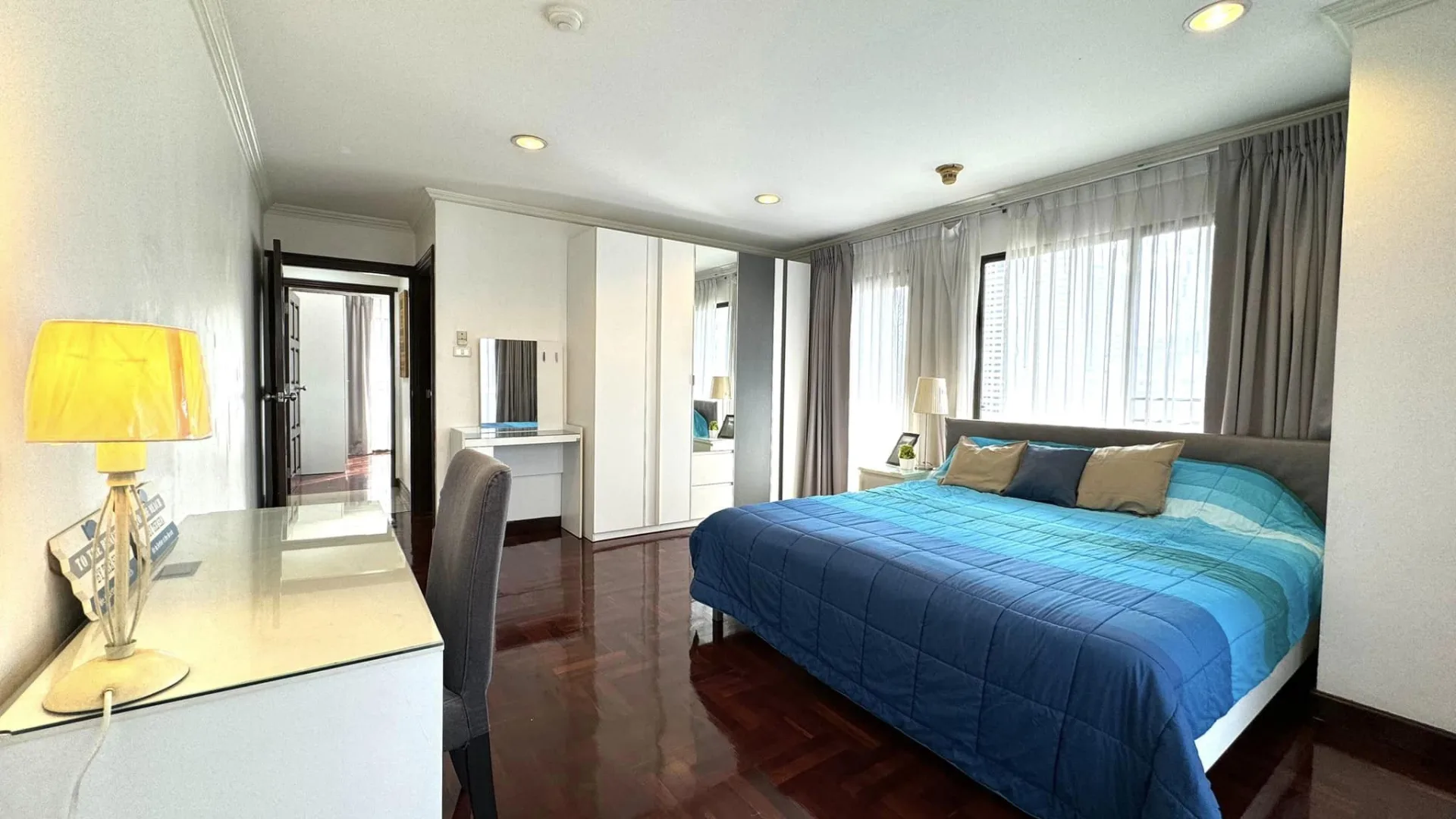 Property photos for Richmond Palace