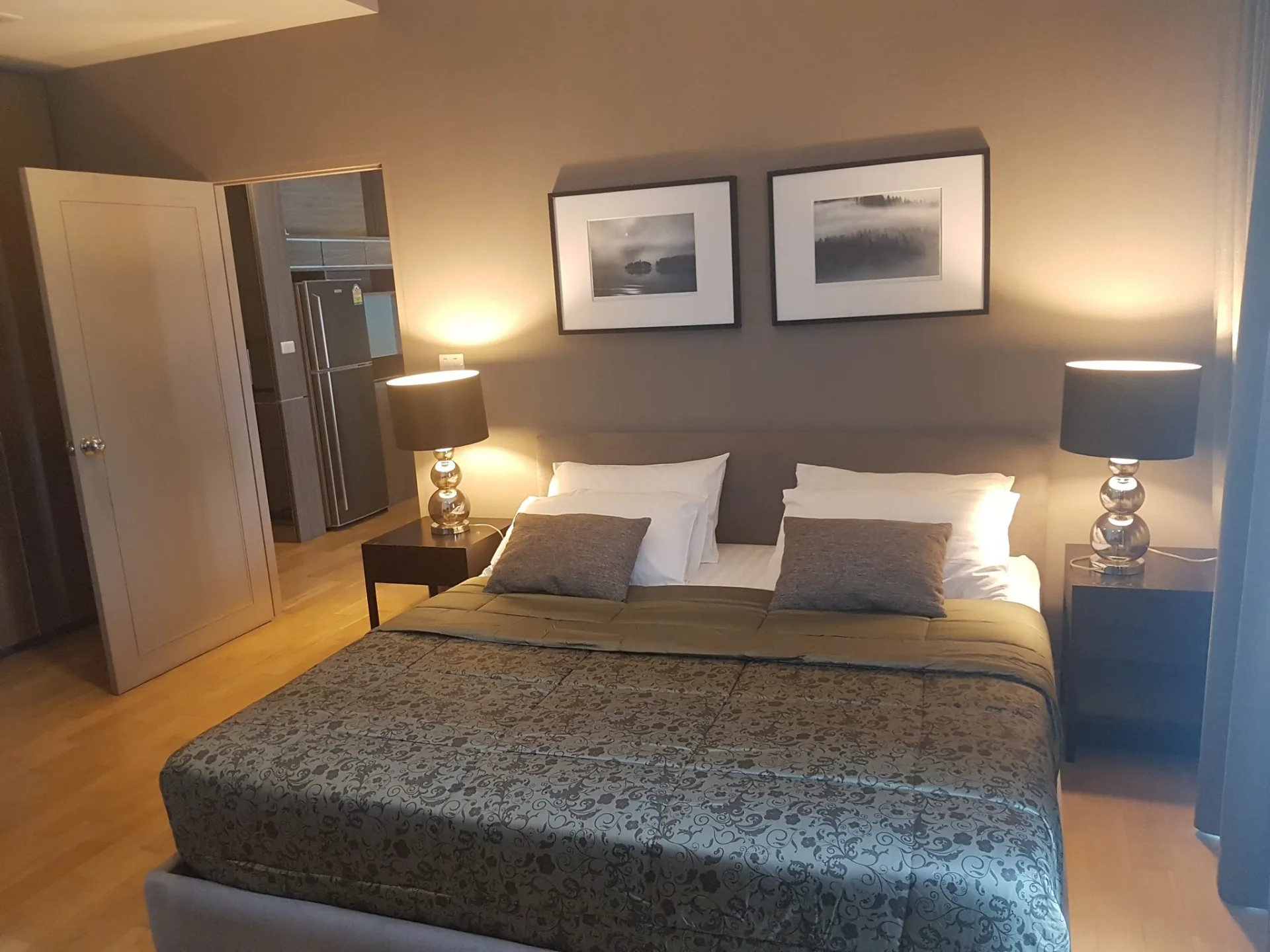 Property photos for Noble Reveal