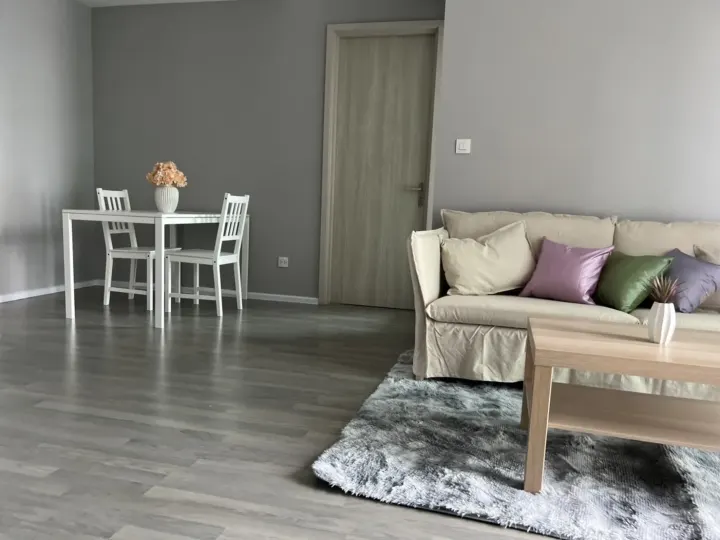 Property photos for 333 Riverside