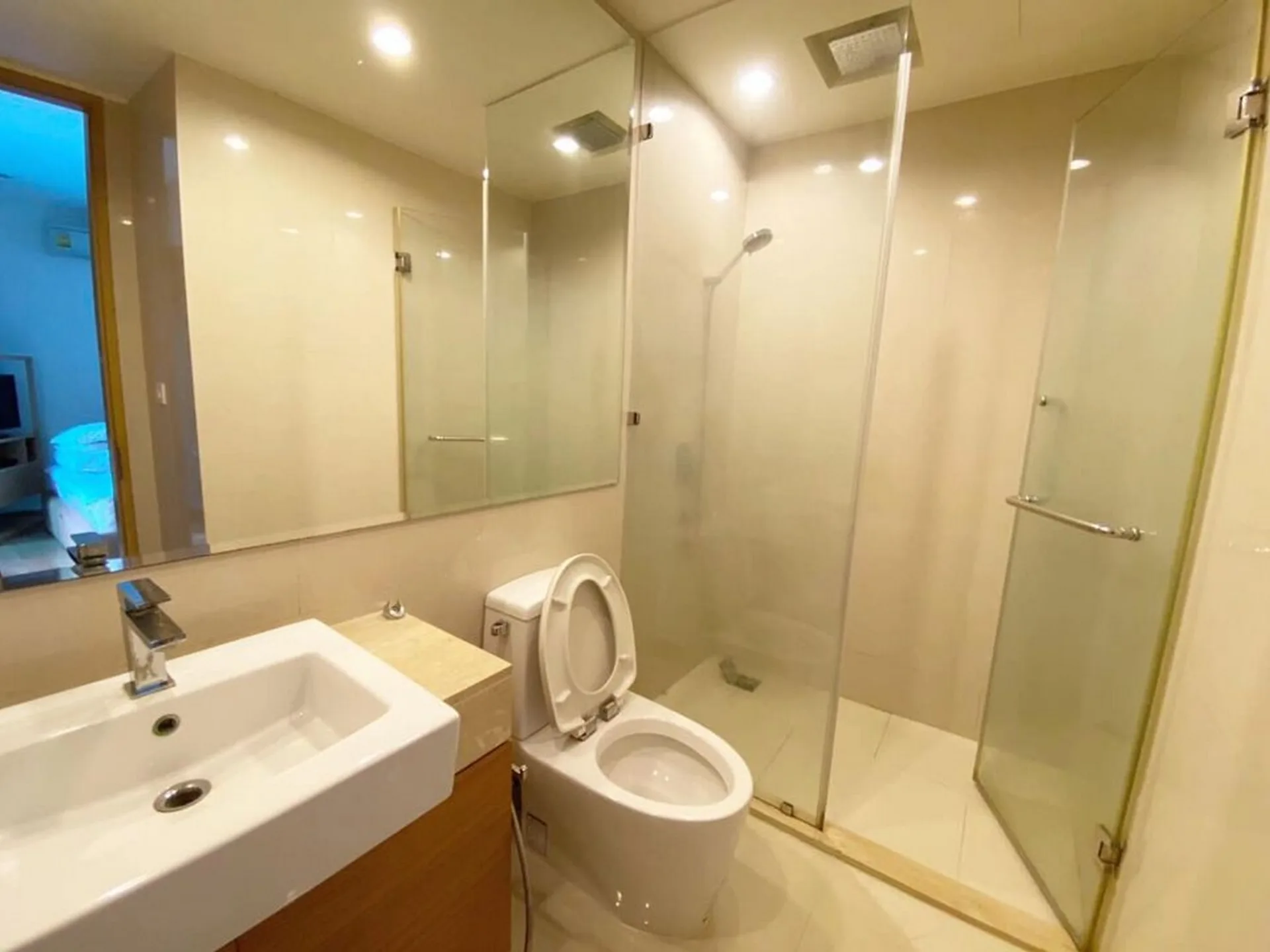 Property photos for The Breeze Narathiwat