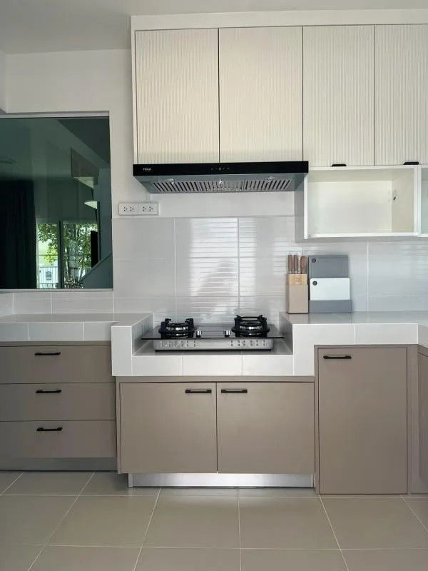 Property photos for Villaggio Srinakarin-bangna
