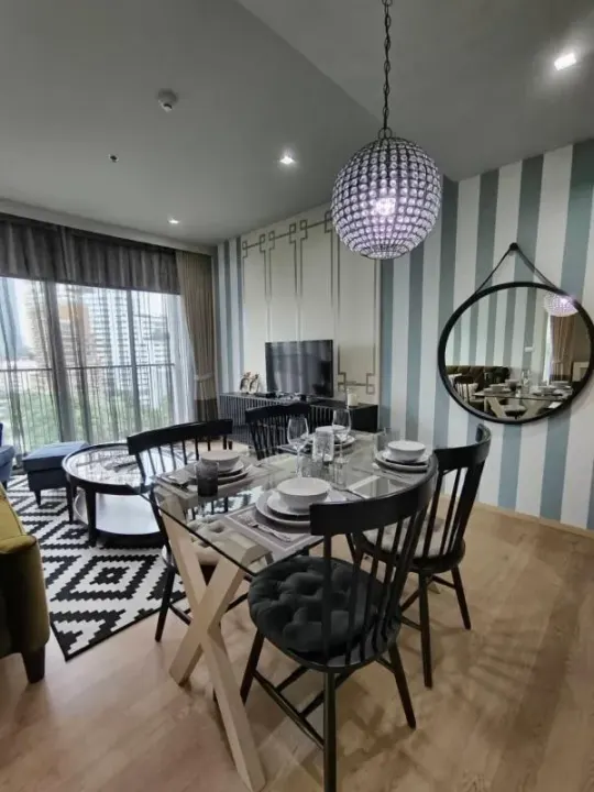 Property photos for Noble Refine