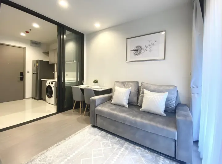 Property photos for Life Asoke Hype