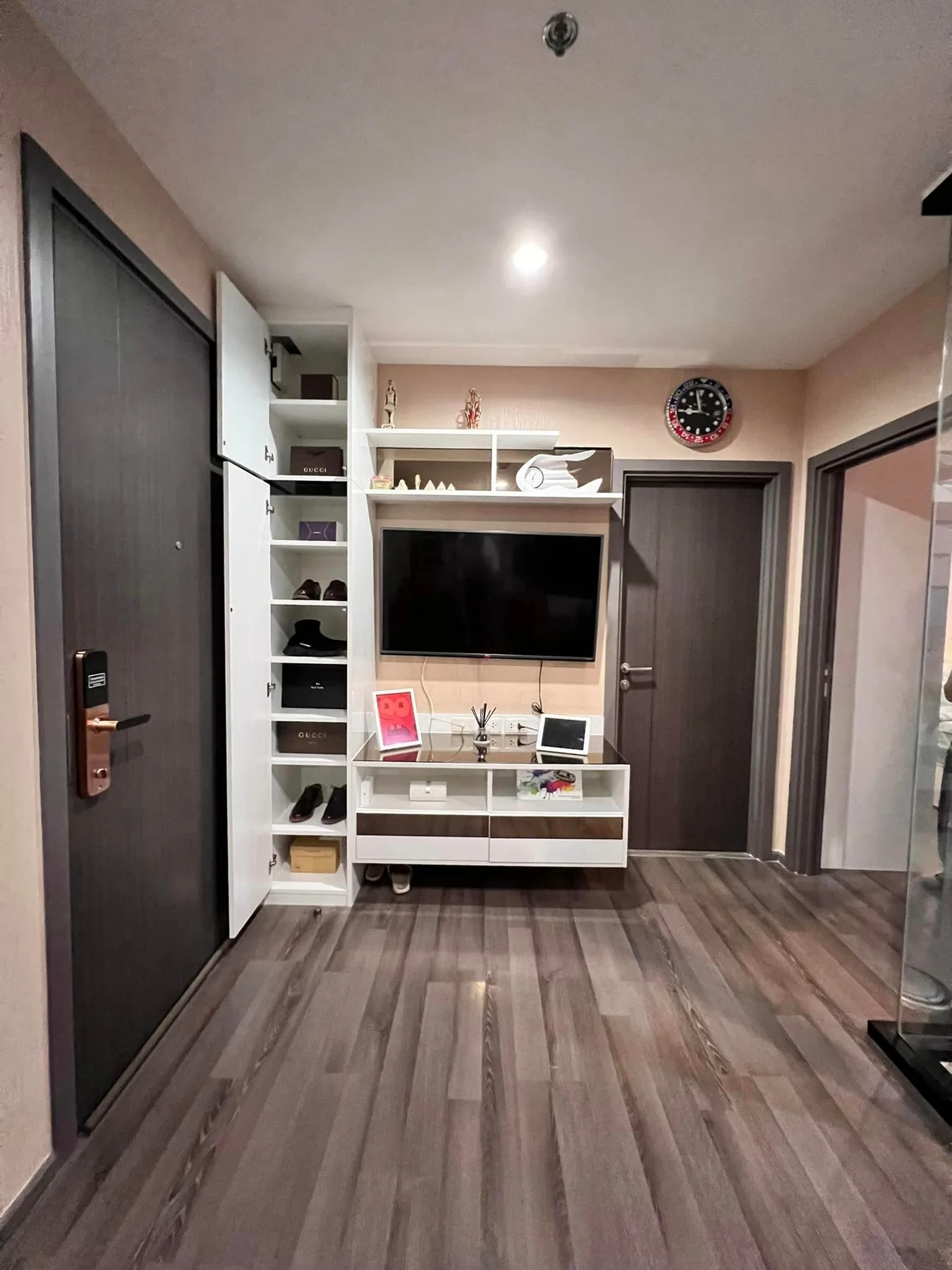 Property photos for The Base Park East Sukhumvit 77