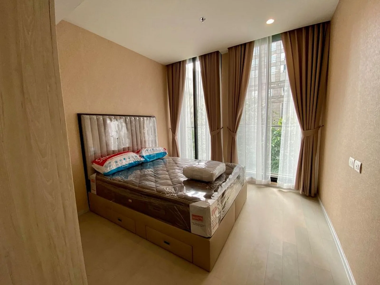 Property photos for Noble Ploenchit
