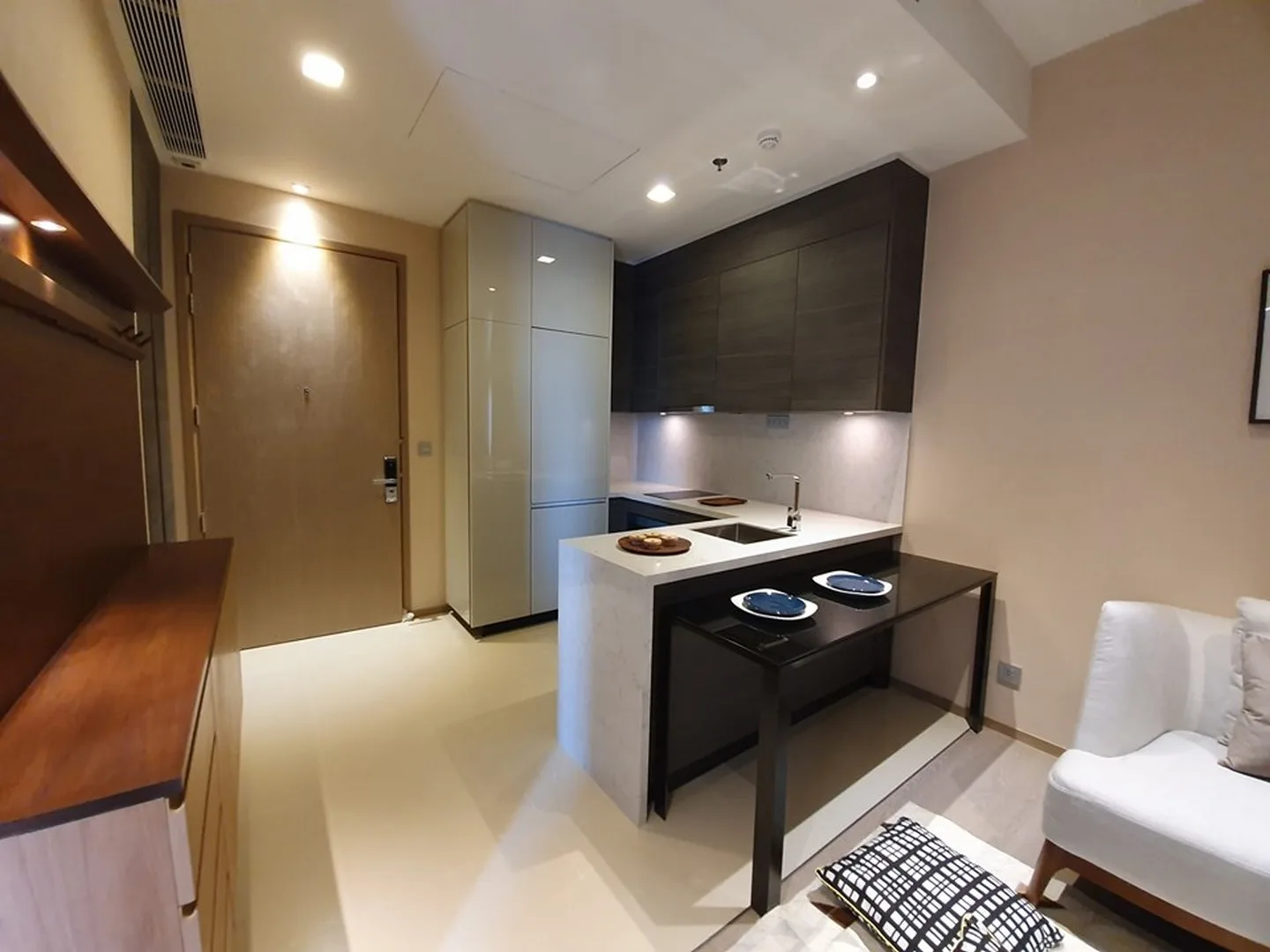 Property photos for The Esse Asoke