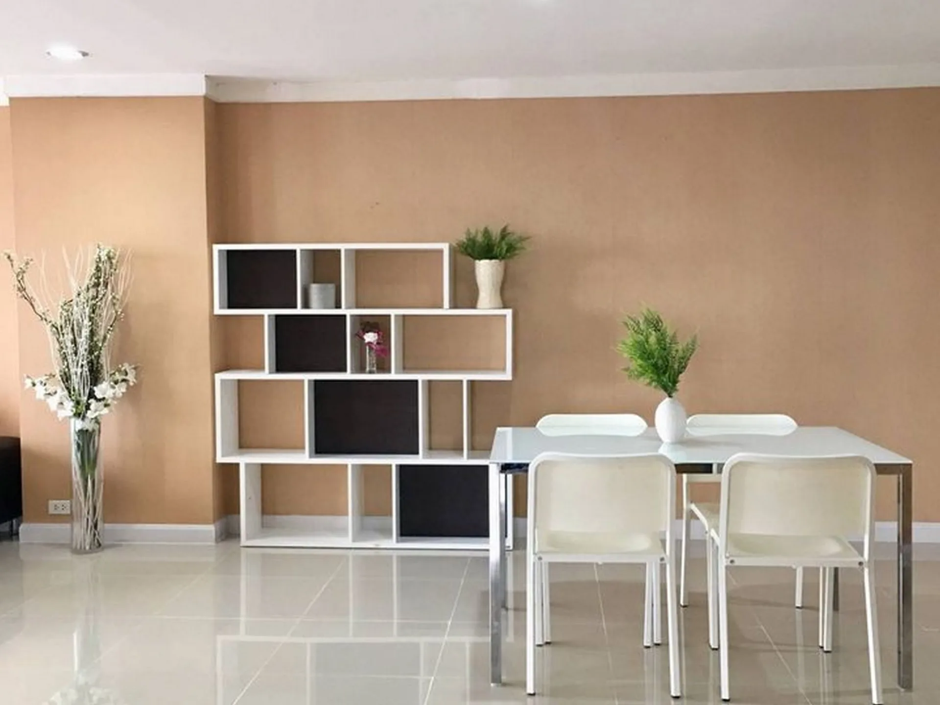 Property photos for The Waterford Diamond