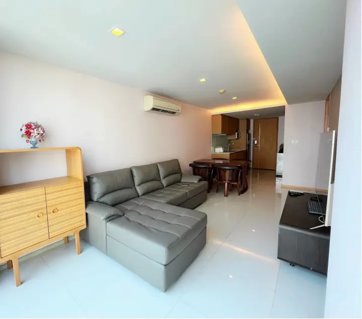 Property photos for SOCIO Ruamrudee