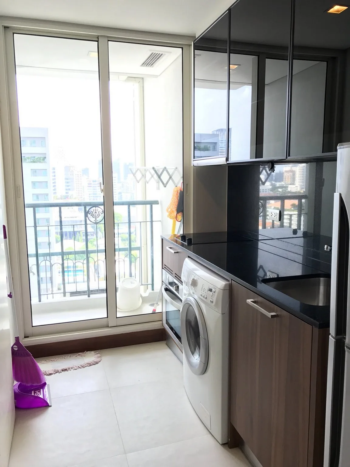 Property photos for Ivy Thonglor