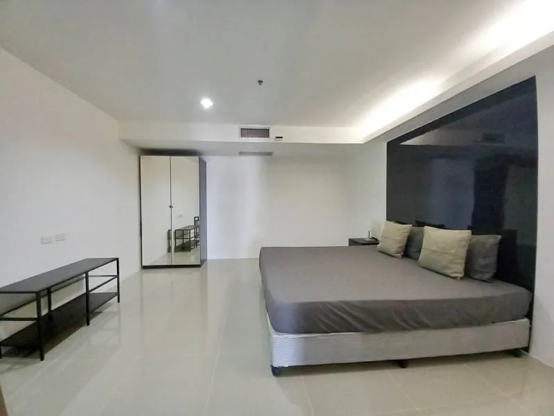 Property photos for The Waterford Diamond