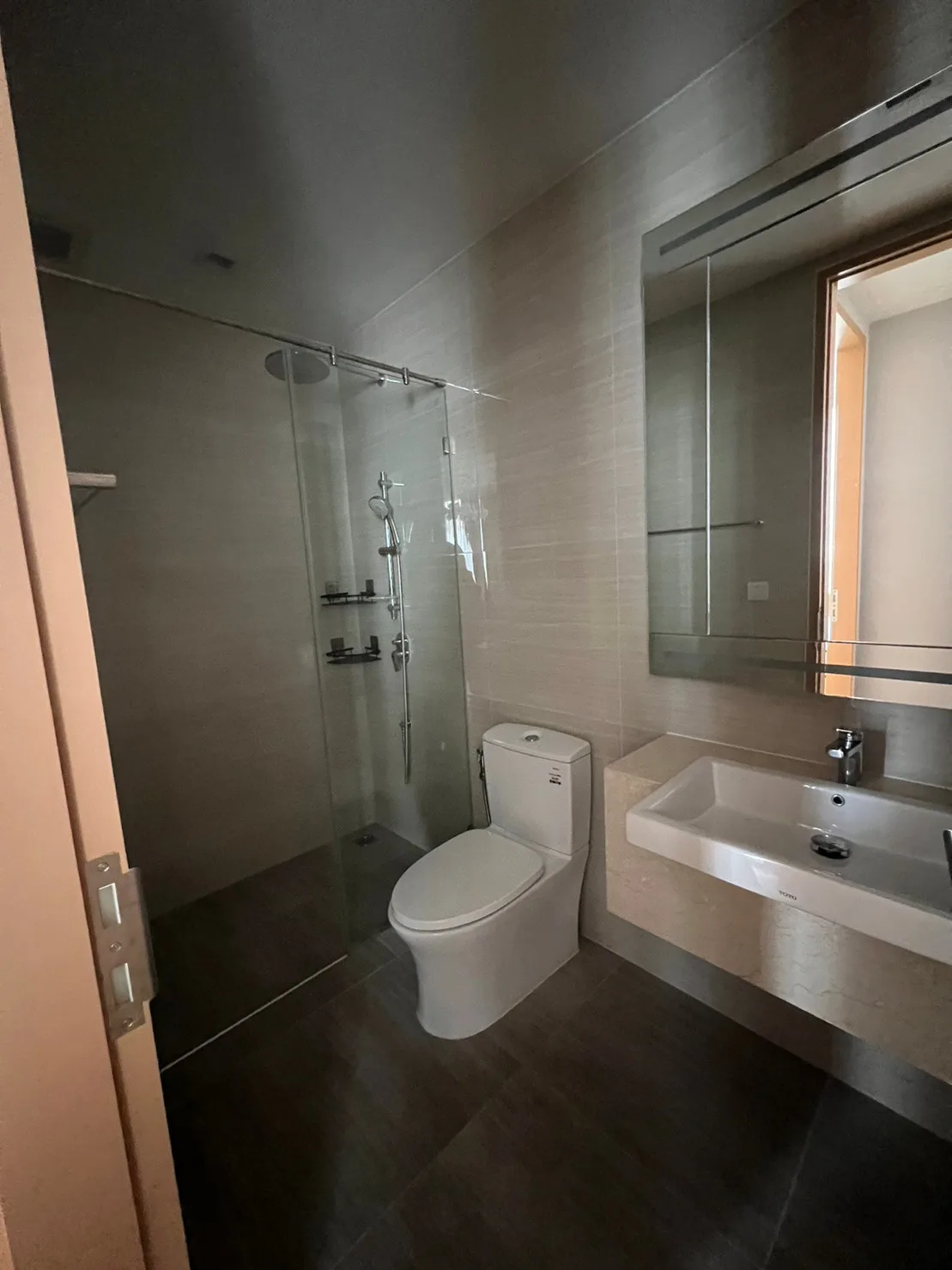 Property photos for Noble BE 33