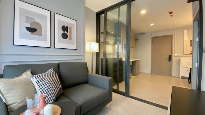 Property photos for Life Asoke Hype