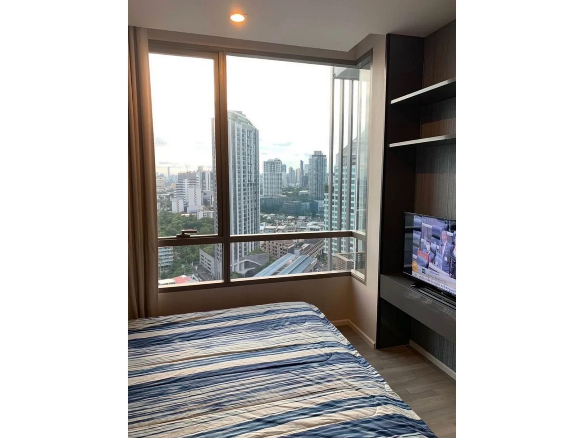 Property photos for The Room Sukhumvit 69