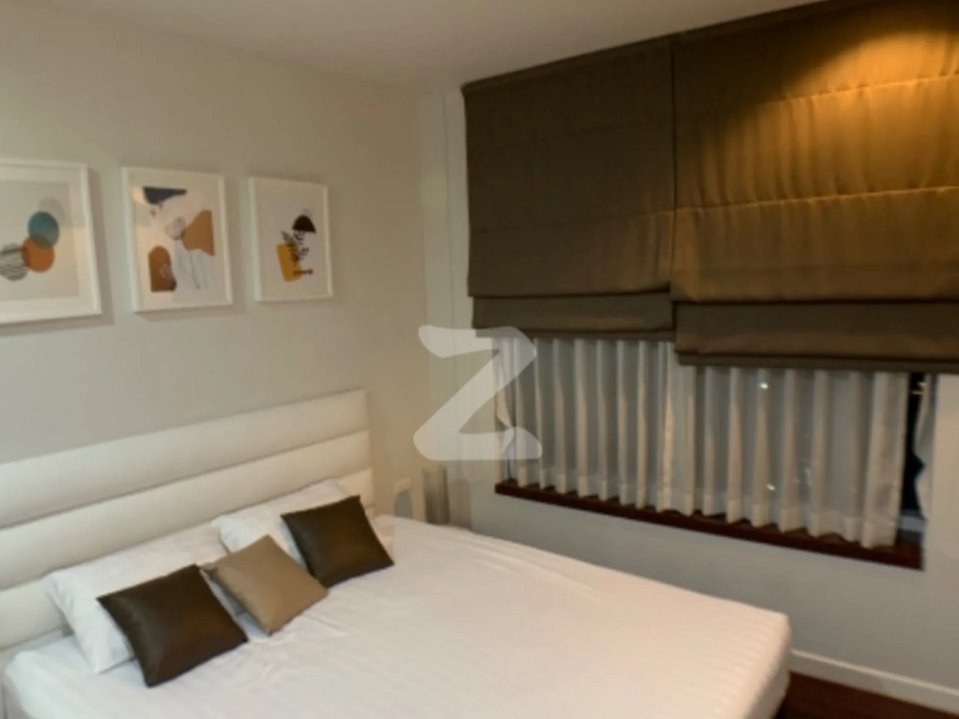 Property photos for Circle Condominium