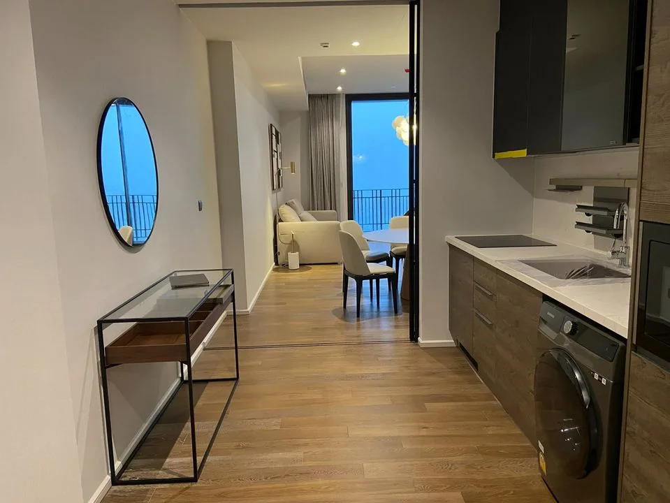 Property photos for Muniq Langsuan
