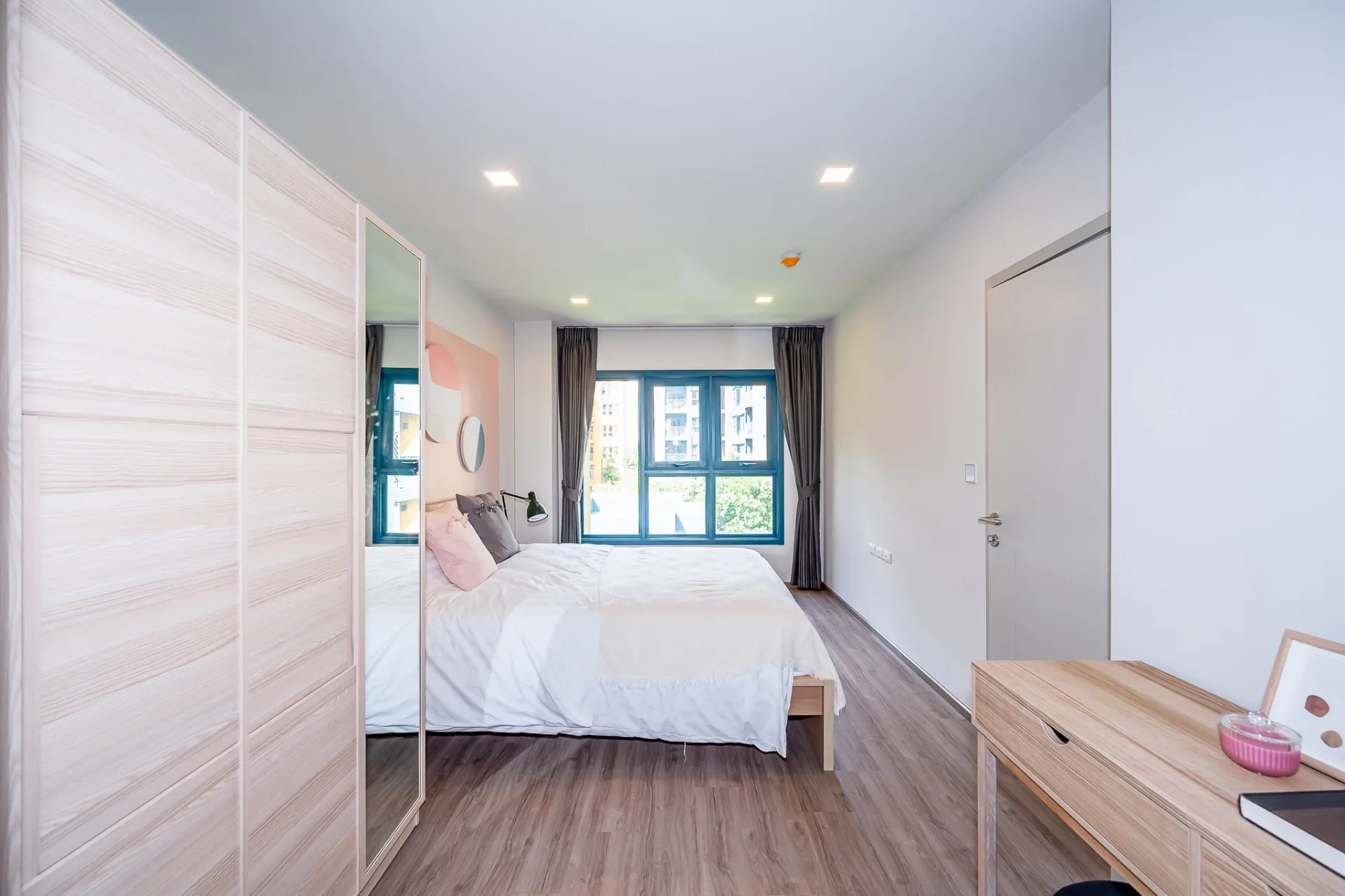 Property photos for THE BASE Sukhumvit 50