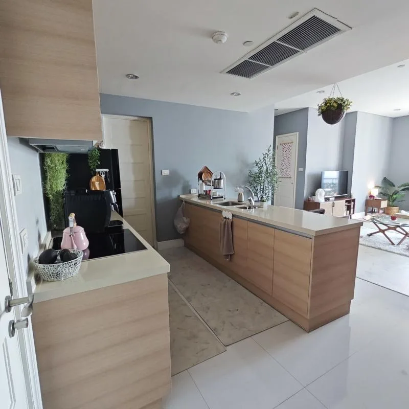 Property photos for Aguston Sukhumvit 22