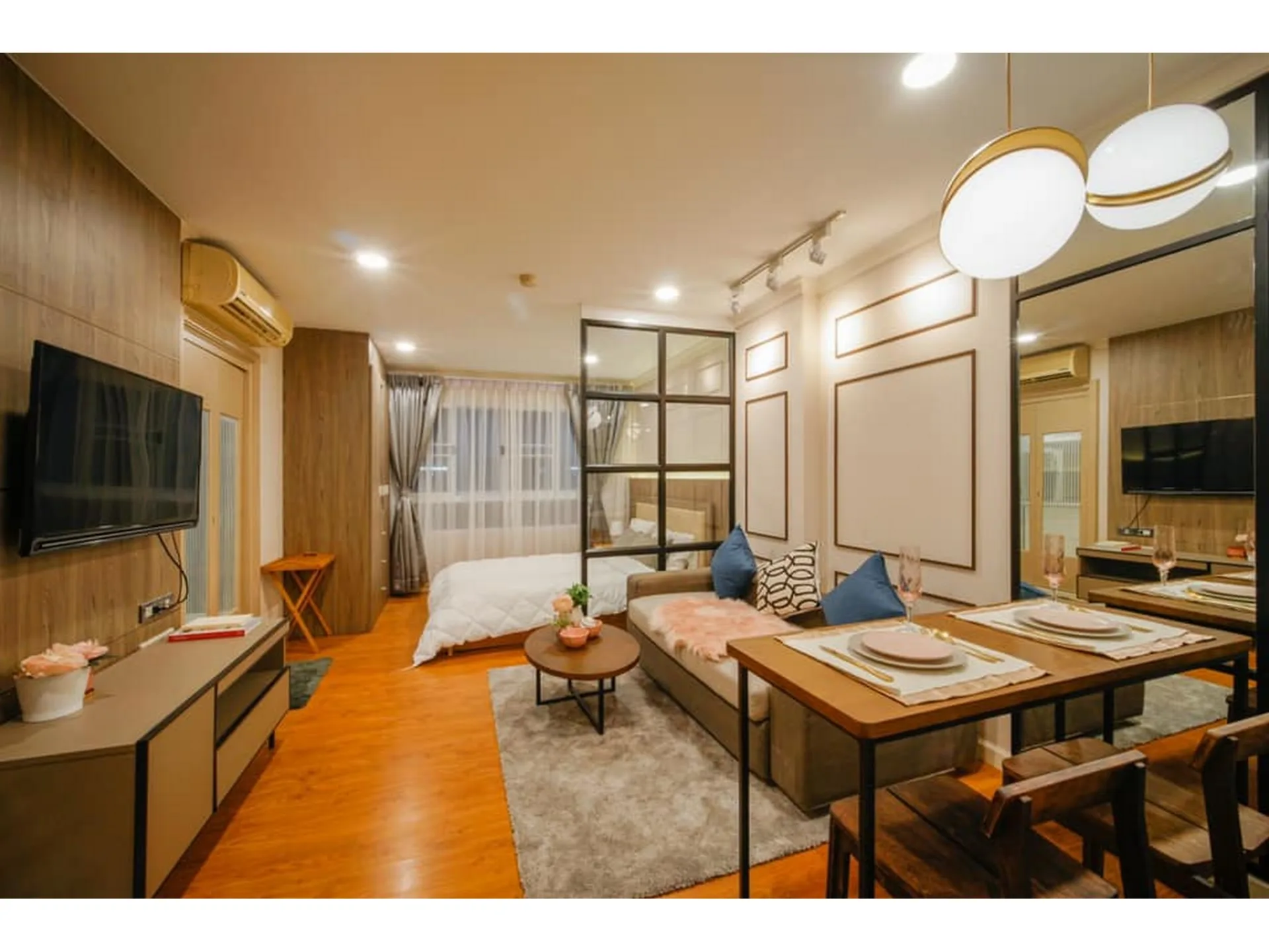 Property photos for Lumpini Suite Sukhumvit 41
