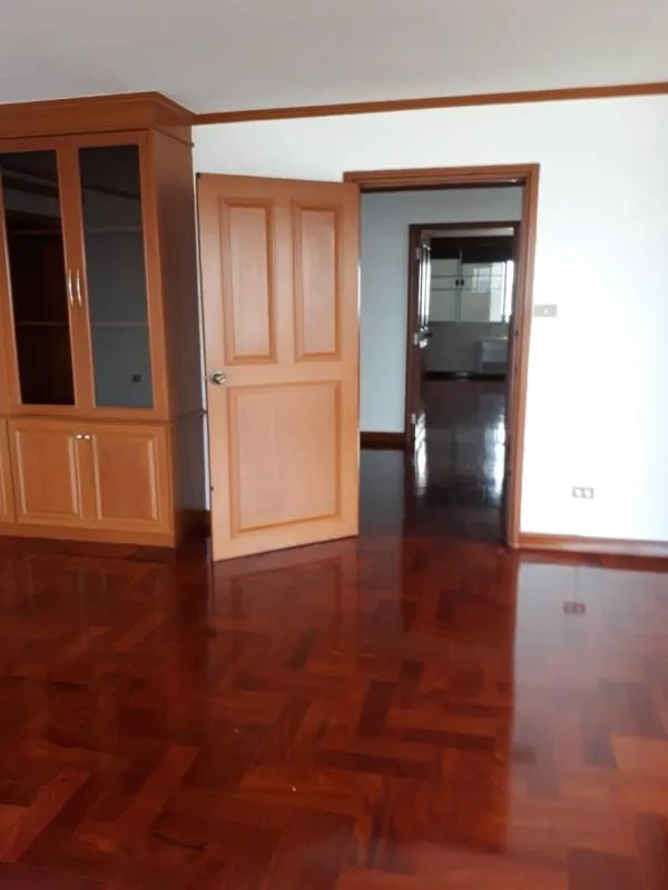 Property photos for D.S. Tower 1 Sukhumvit 33