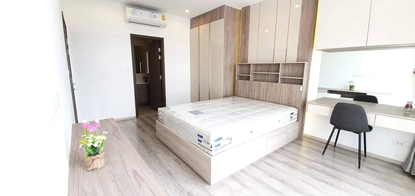 Property photos for IDEO Mobi Sukhumvit 66
