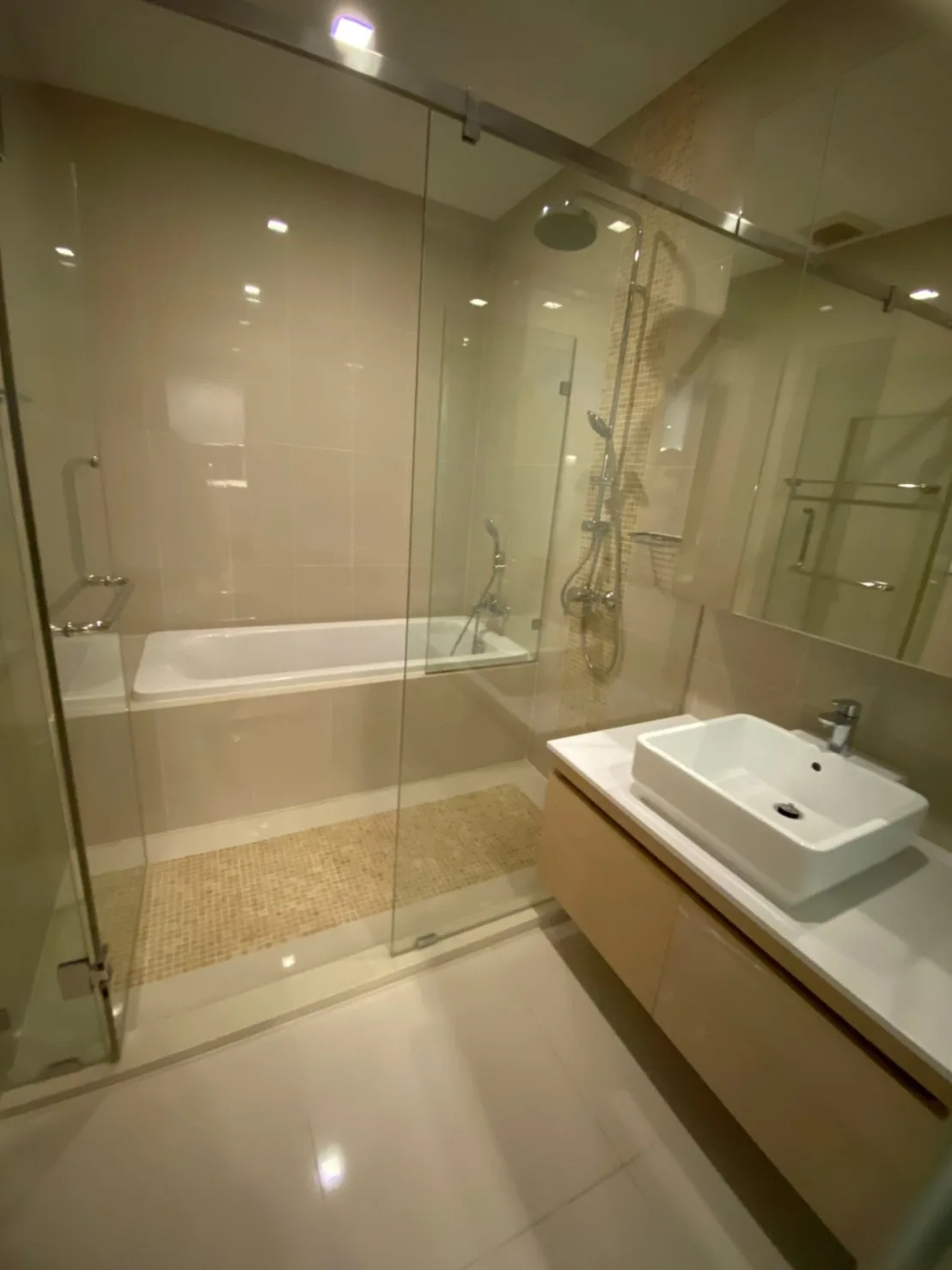 Property photos for Q Asoke