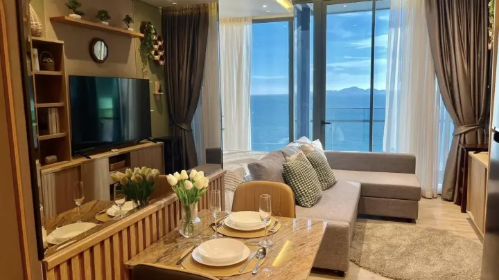 Property photos for Arom Wongamat