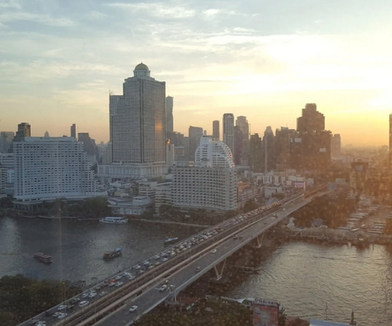 Property photos for Baan Sathorn Chaopraya
