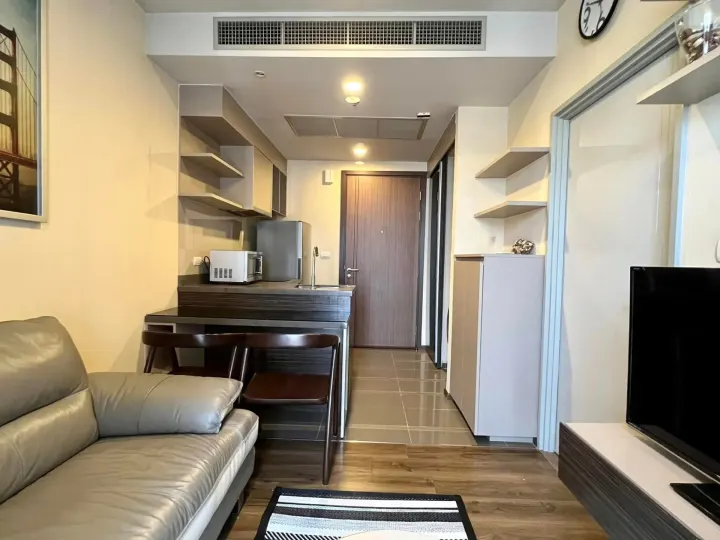 Property photos for Onyx Phaholyothin