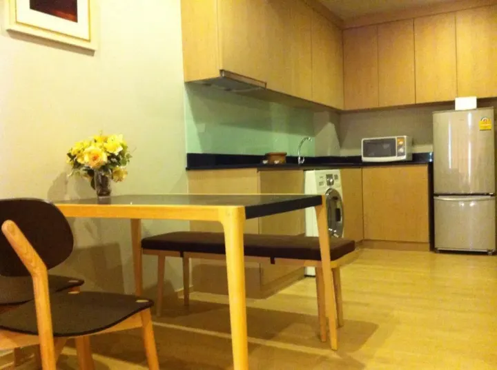 Property photos for Noble Refine