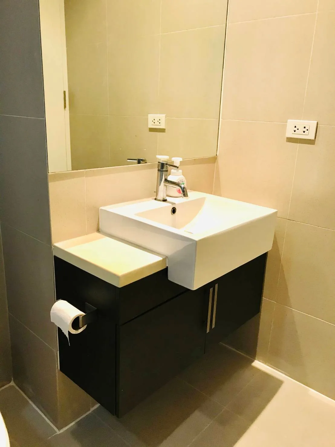 Property photos for Noble Remix
