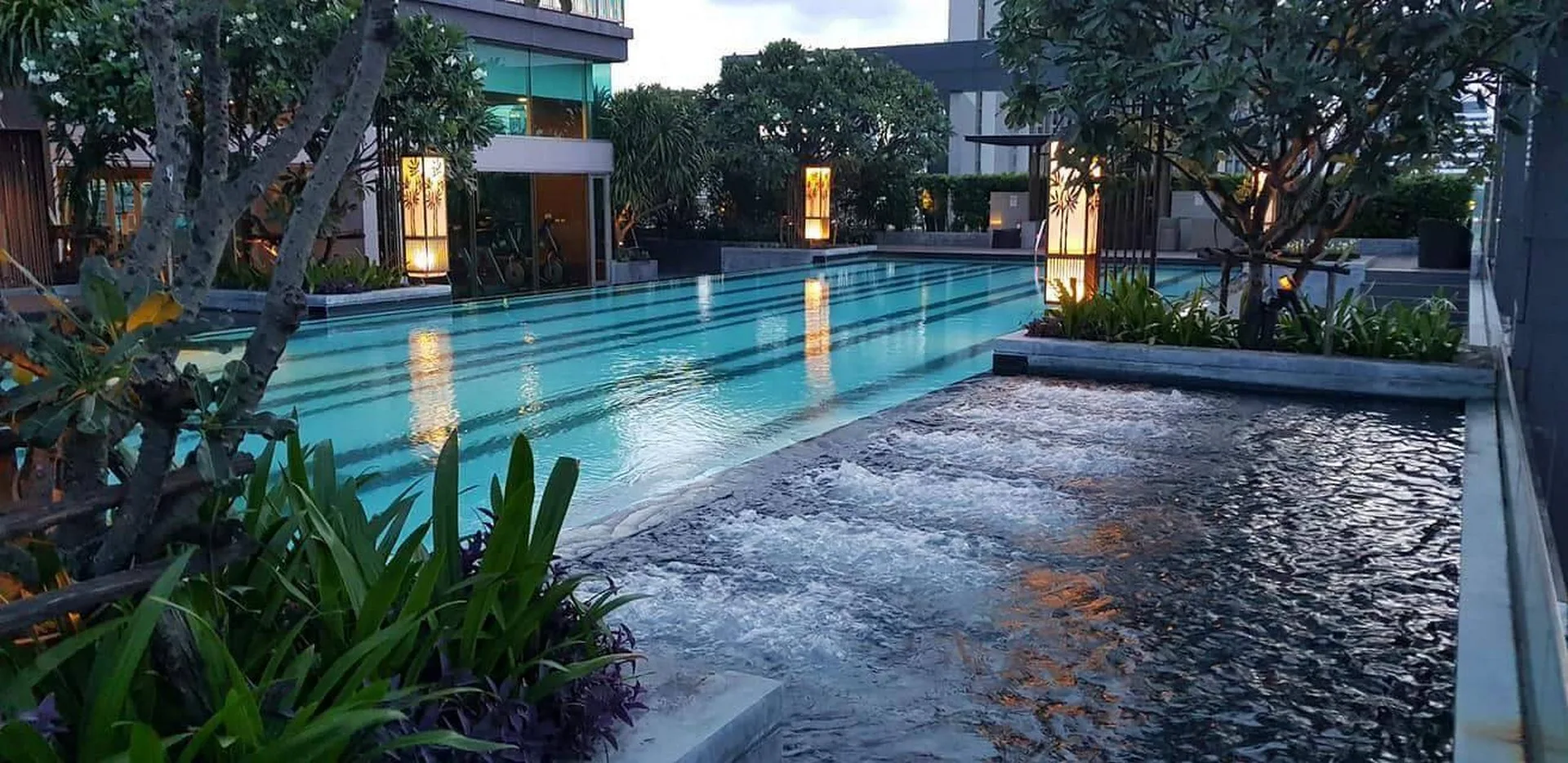 Property photos for Thru Thonglor