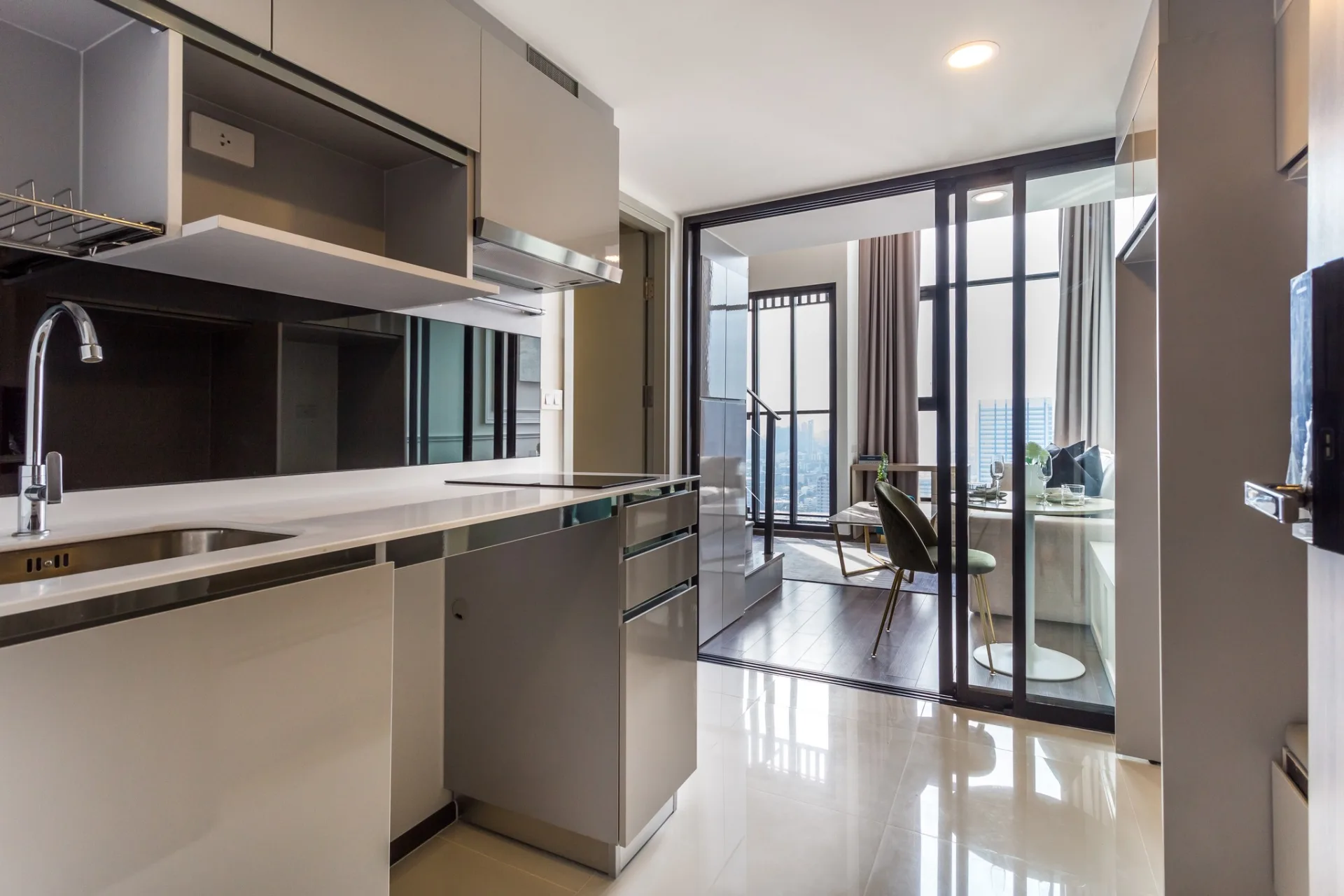 Property photos for Knightsbridge Space Ratchayothin