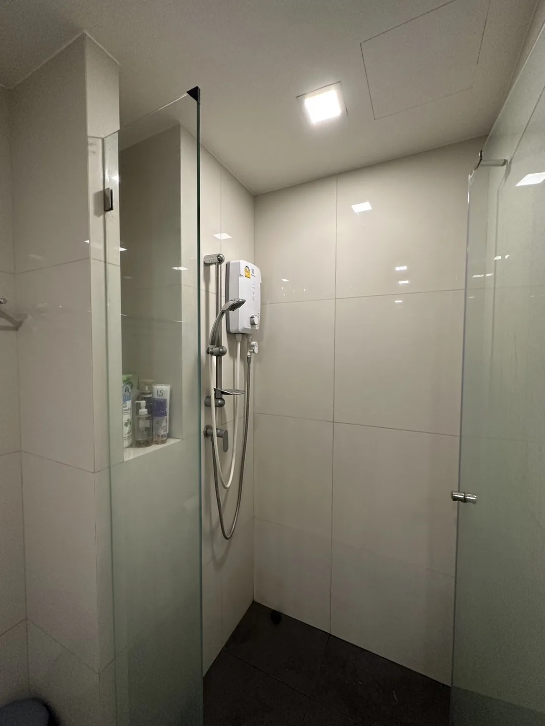 Property photos for Chambers On - nut Station
