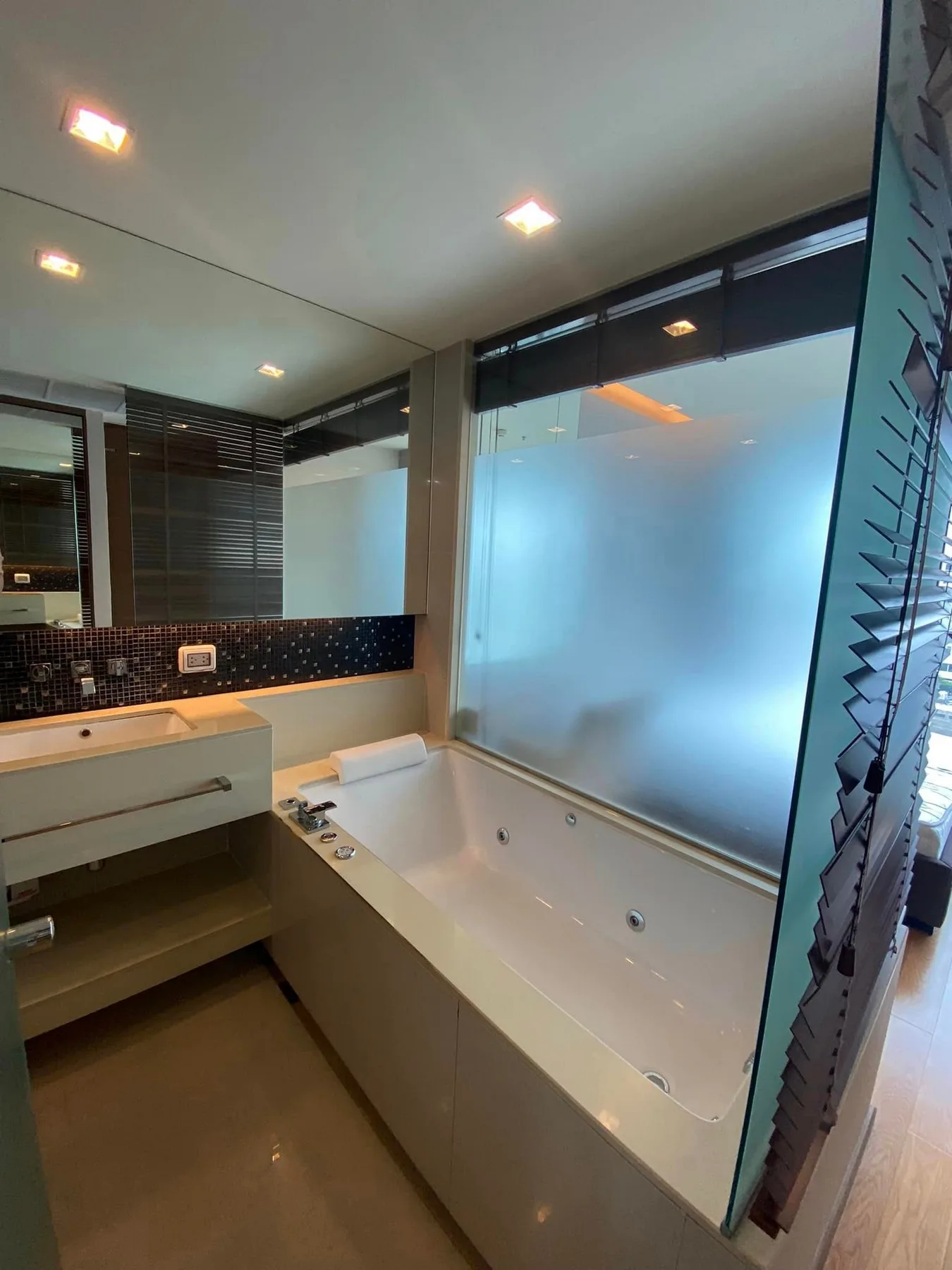 Property photos for The Address Sathorn
