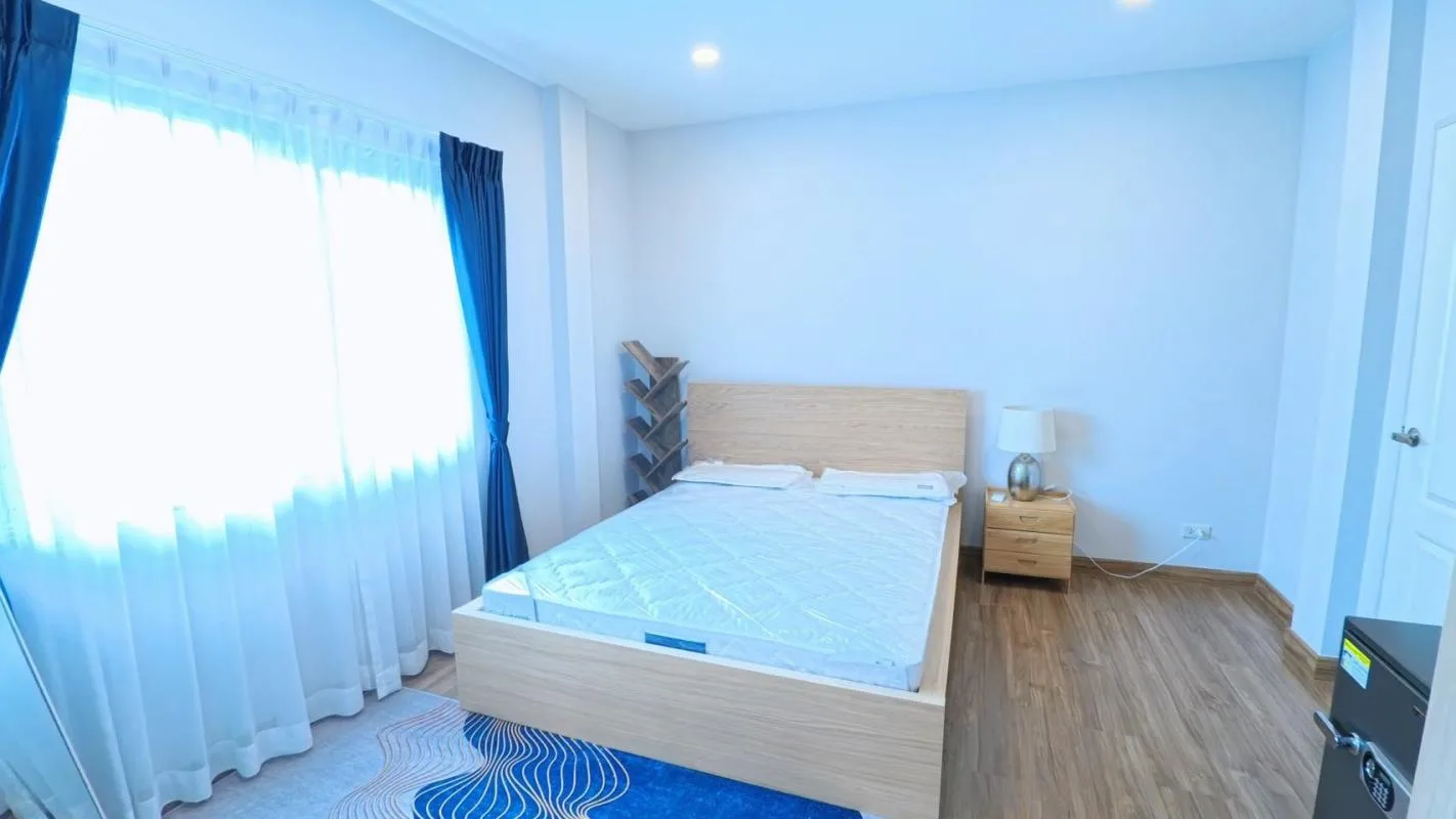 Property photos for Centro Phahol-viphawadee