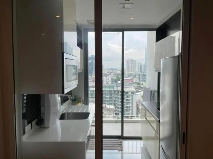Property photos for The Room Sukhumvit 62