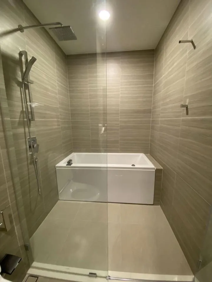 Property photos for Park Origin Thonglor