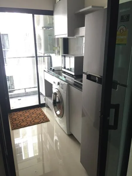 Property photos for Zenith Place Sukhumvit 42
