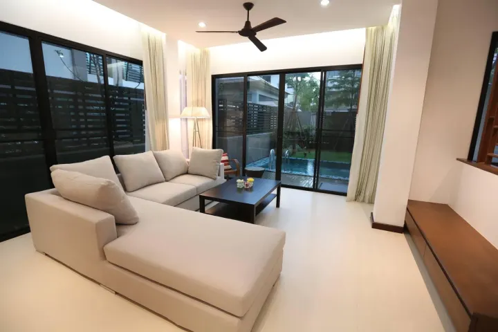 Property photos for Willow 49