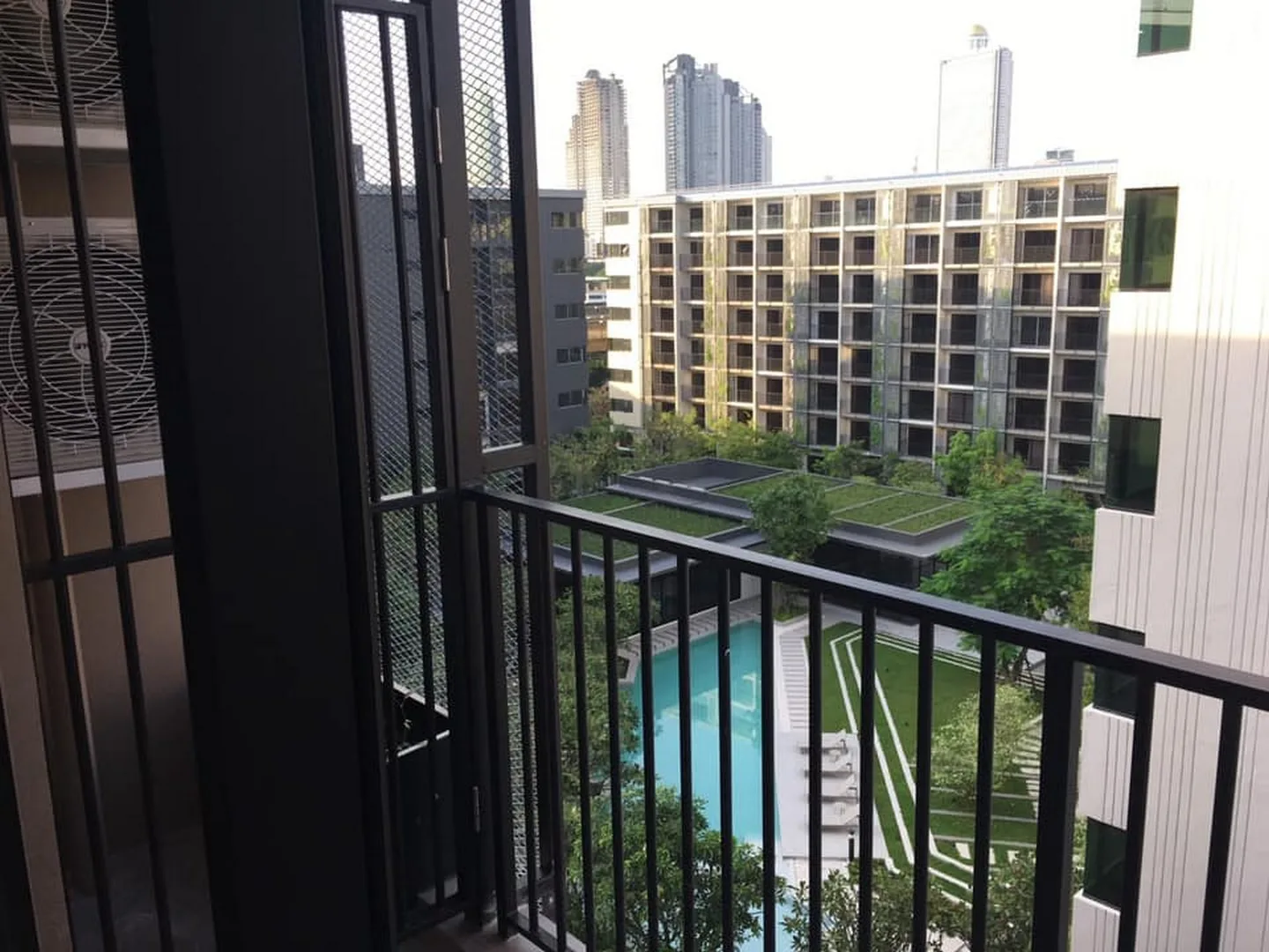 Property photos for Blossom Condo @ Sathorn - Charoenrat