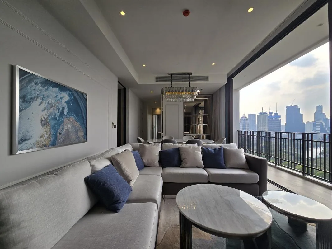 Property photos for Muniq Langsuan