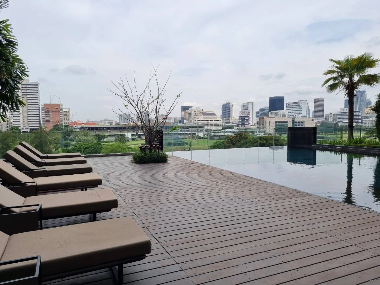 Property photos for 185 Rajadamri