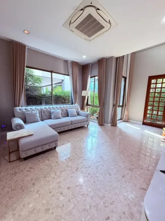 Property photos for Grand Bangkok Boulevard Srinakarin