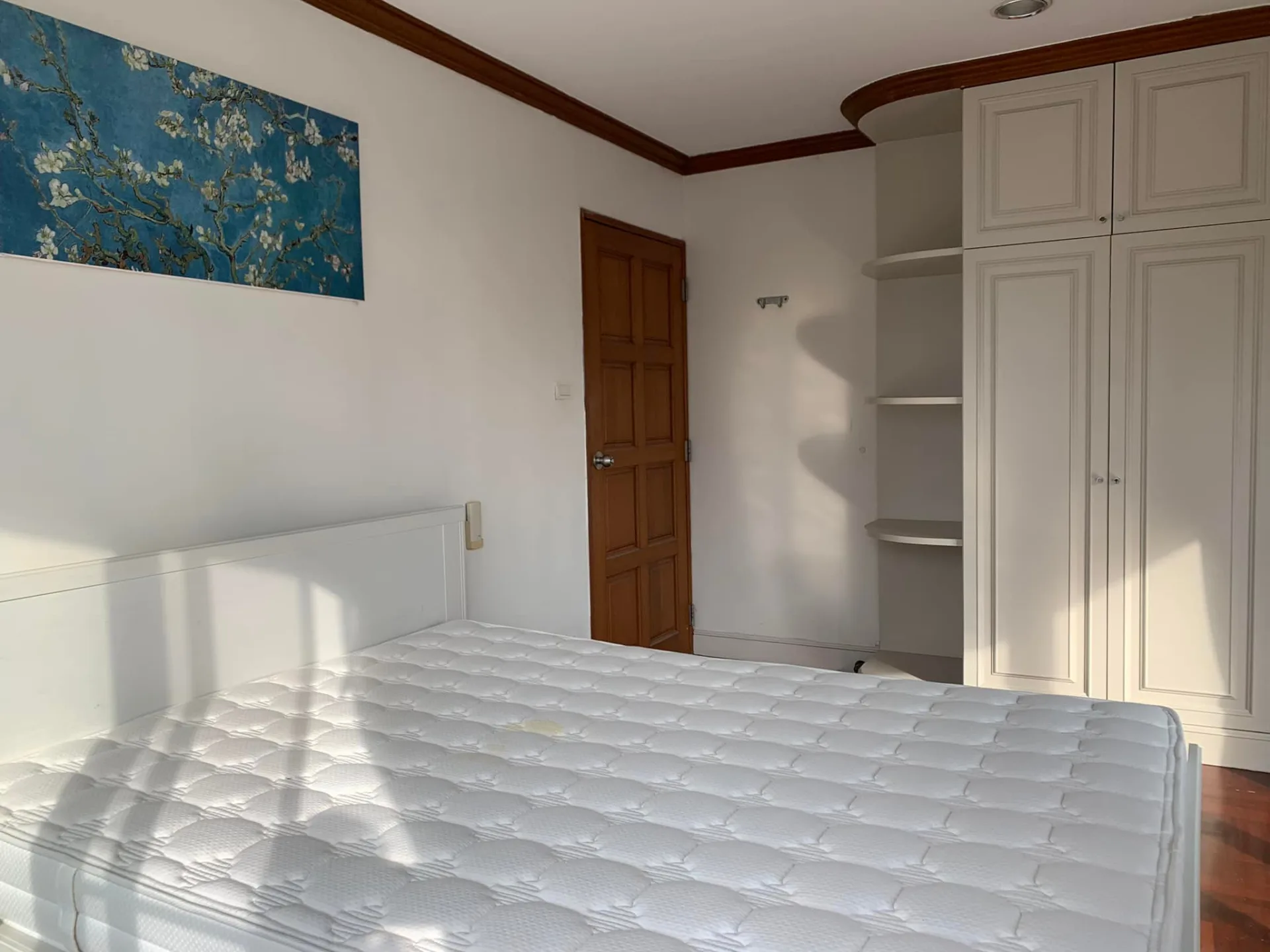 Property photos for Richmond Palace